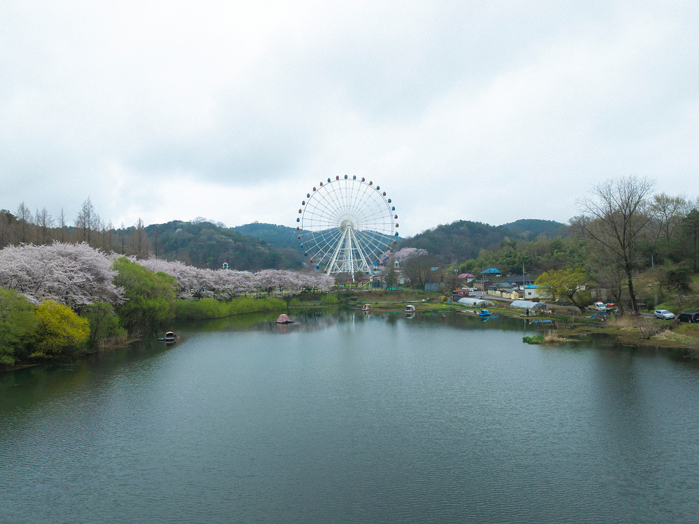 Gwangju Family Land & Bug's Land
